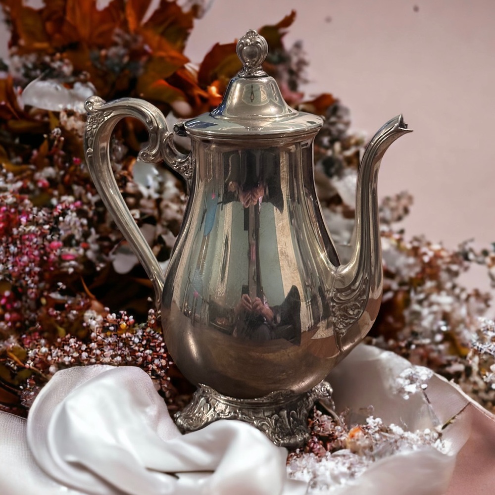Vintage Wm. Rogers & Son Silverplate Coffee Pot